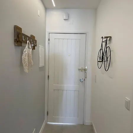 Modern With Balcony And Direct Access To The Pool Апартаменты Албуфейра