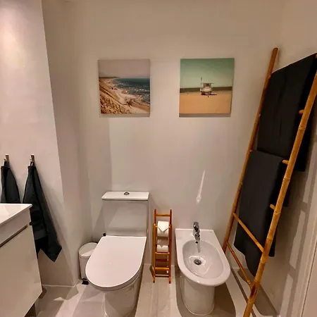 アパート Modern With Balcony And Direct Access To The Pool *
