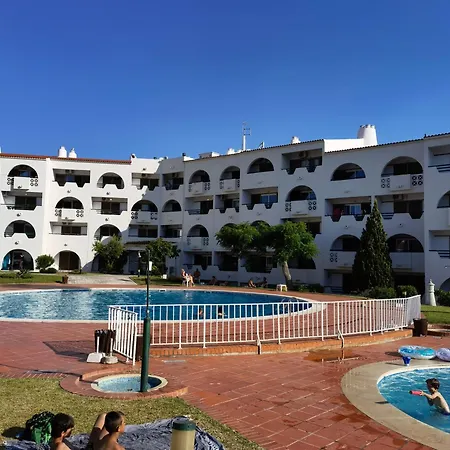 公寓 Modern With Balcony And Direct Access To The Pool *