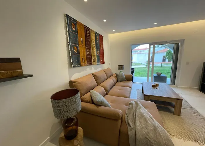 Modern With Balcony And Direct Access To The Pool * 알부페이라