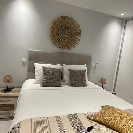 Modern With Balcony And Direct Access To The Pool Apartament Albufeira